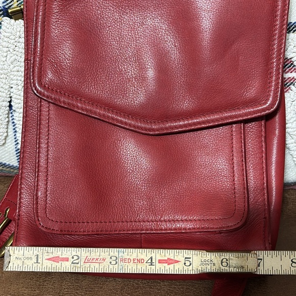 Beautiful Fossil Red Leather Saddle Envelope Crossbody - Picture 12 of 15